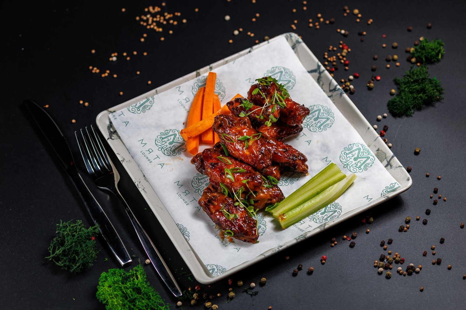 Куриные крылышки в кисло-сладком соусе