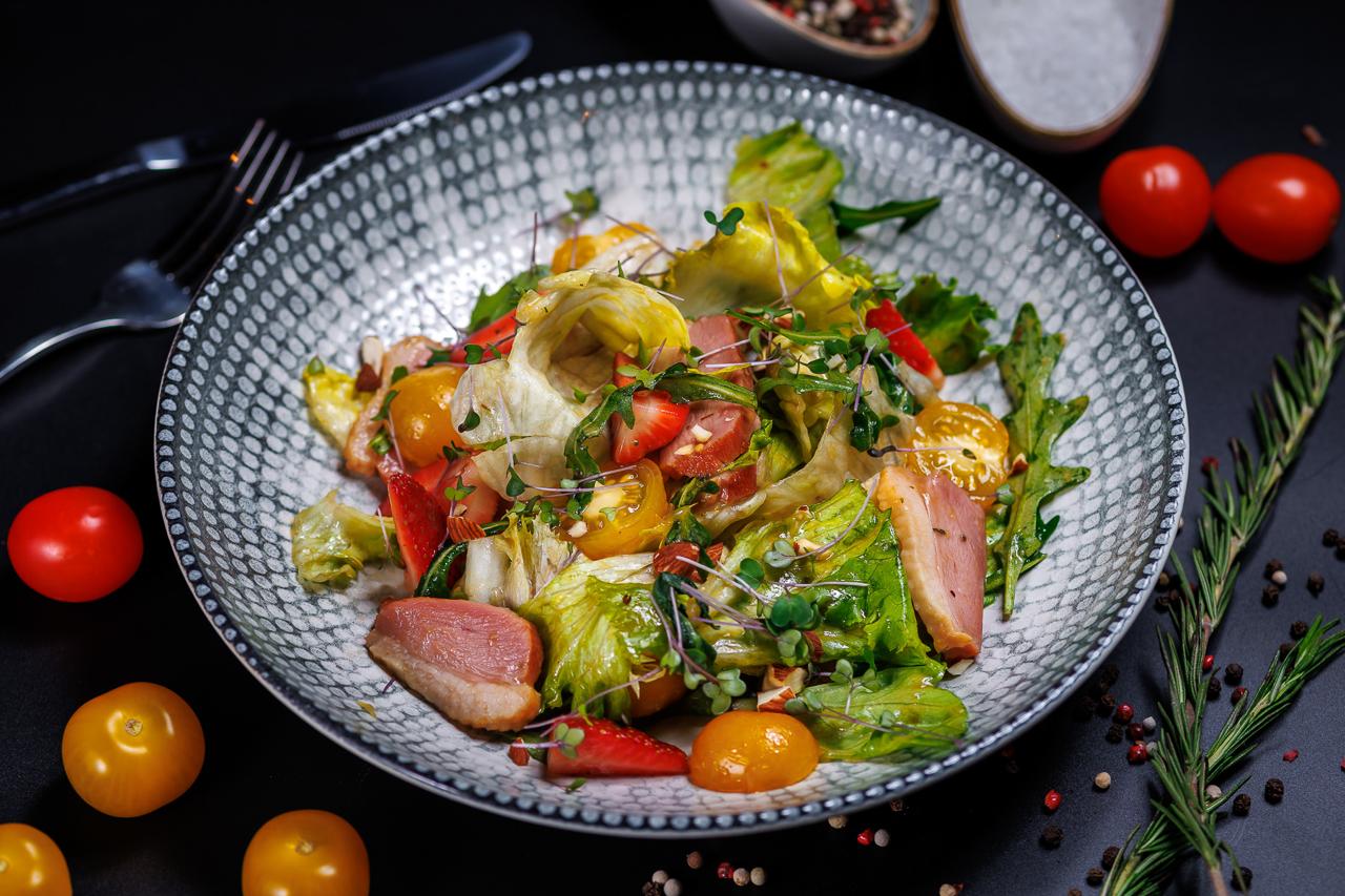 Салат с уткой