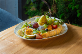 Сезонные фрукты